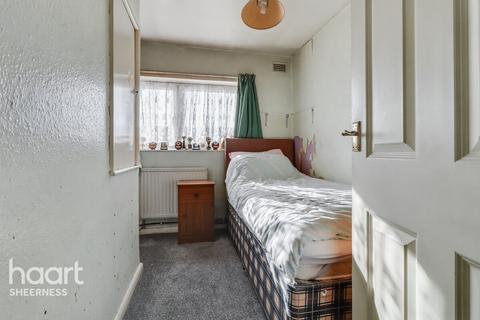 3 bedroom terraced house for sale, Queensway, Sheerness