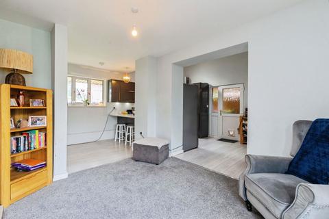 8 Aldfield Avenue, Lea, Preston, PR2 1XQ
