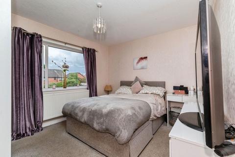 8 Aldfield Avenue, Lea, Preston, PR2 1XQ