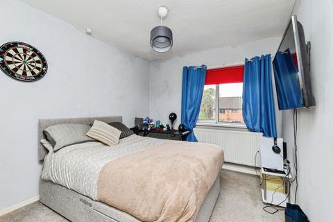 8 Aldfield Avenue, Lea, Preston, PR2 1XQ