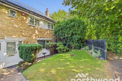 Oak Tree Road, Ashford, Ashford, TN23