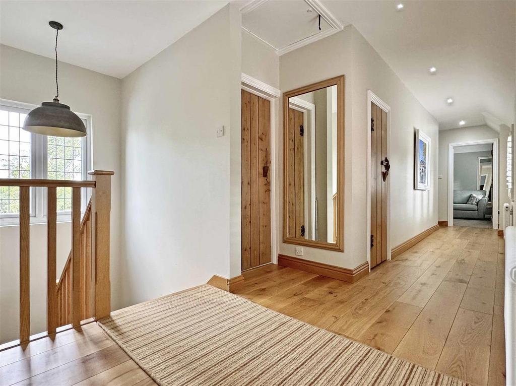 First Floor Landing.jpg