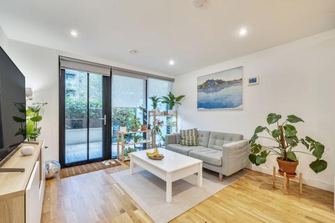 Hawthorne Crescent, Greenwich