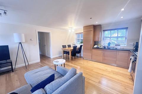 undefined, Islington Grove, Monkston Park MK10