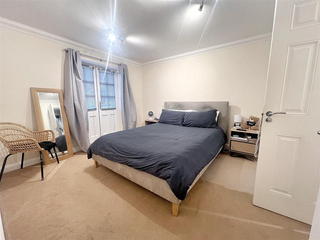 Main Bedroom