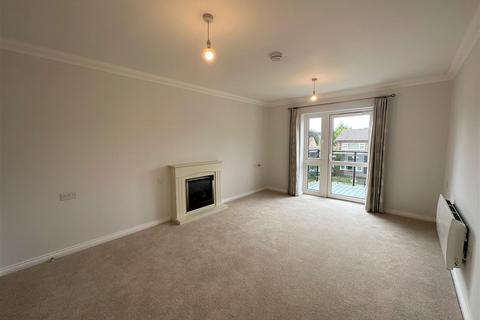 2 bedroom apartment for sale, Crookham Road, Fleet GU51