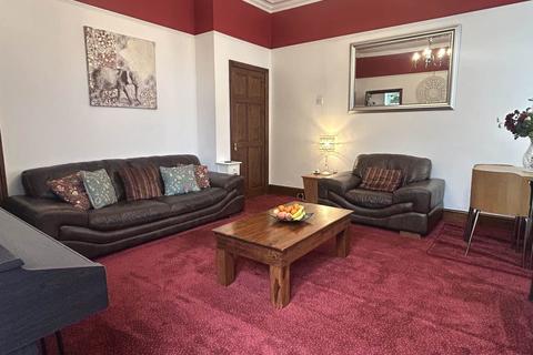 4 bedroom end of terrace house for sale, Counthill Road, Oldham