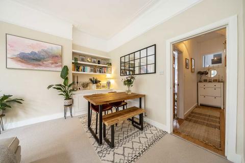 2 bedroom flat for sale, East Dulwich Grove, London SE22