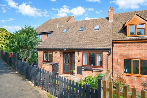 3 bedroom terraced house for sale, The Laurels, Tetsworth