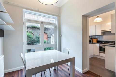 1 bedroom flat to rent, Monmouth Road London