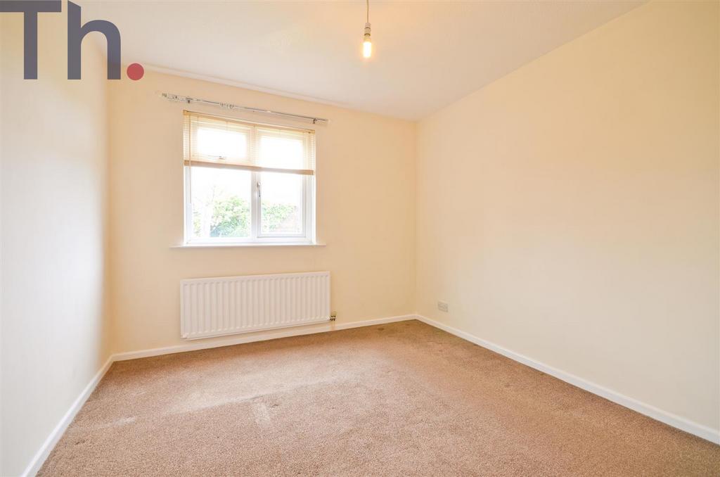 Bedroom 1.JPG