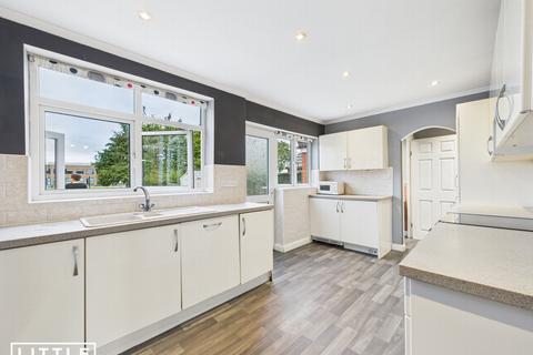 3 bedroom semi-detached house for sale, Alder Hey Road, St. Helens, WA10