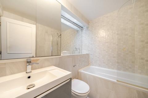 2 bedroom flat for sale, Odessa Street, Surrey Quays, London, SE16