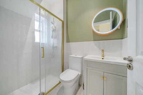 16 Merton Hall Gardens, London, SW20 8SN