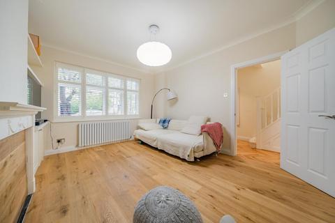 16 Merton Hall Gardens, London, SW20 8SN