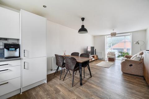 2 bedroom apartment for sale, Ifould Crescent, Berkshire RG40