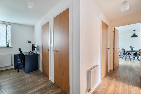 2 bedroom apartment for sale, Ifould Crescent, Berkshire RG40