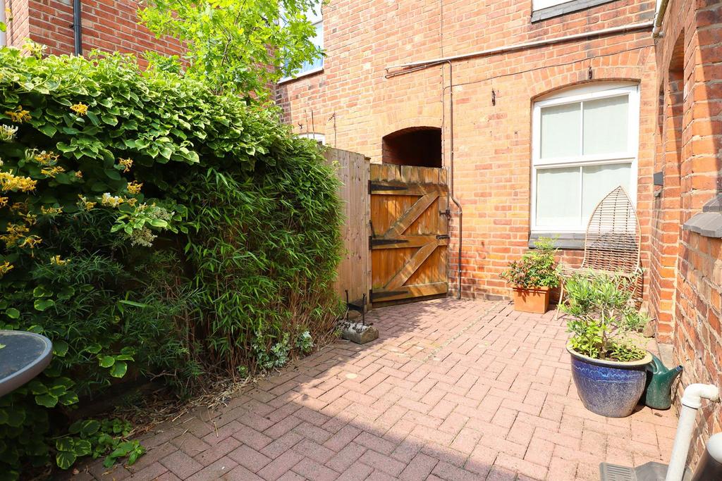 Courtyard garden (2).jpg