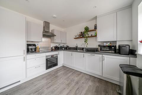 2 bedroom detached house for sale, Charrington Close, Alton, Hampshire, GU34