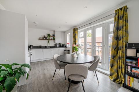 2 bedroom detached house for sale, Charrington Close, Alton, Hampshire, GU34
