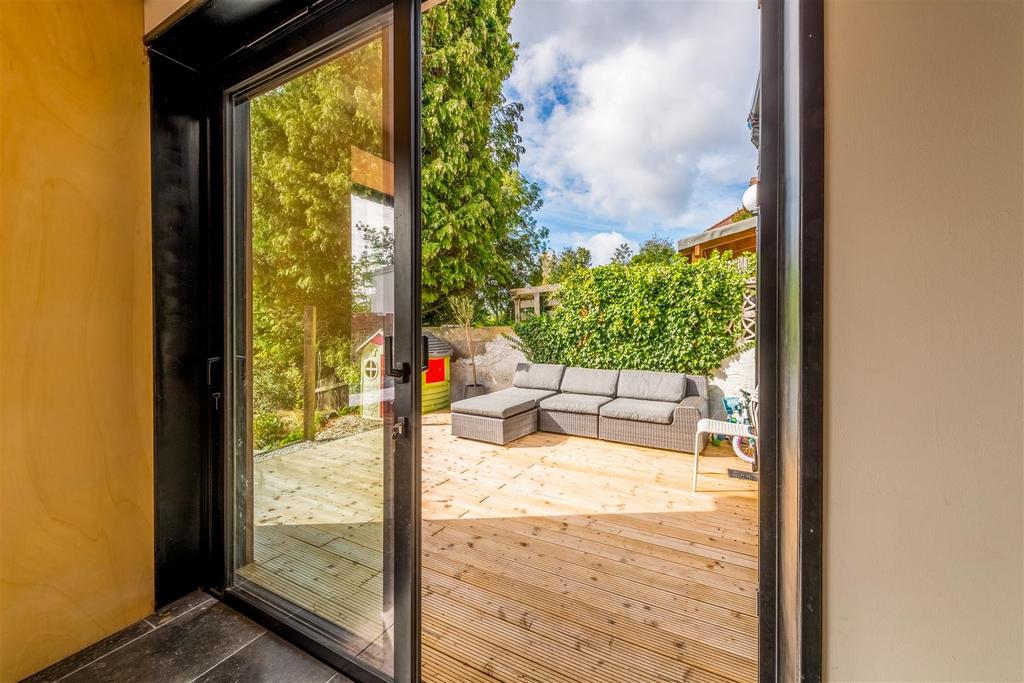 72 Norwich Drive-23.jpg