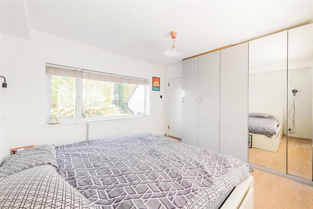 72 Norwich Drive-18.jpg