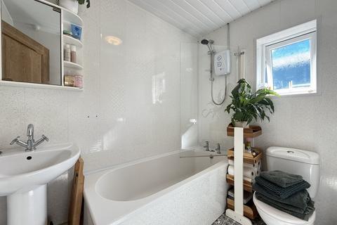 100 Nant Y Felin, Pentraeth, LL75 8YA