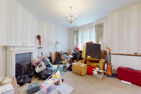 4 Glebe Road, Stanmore, HA7 4EL