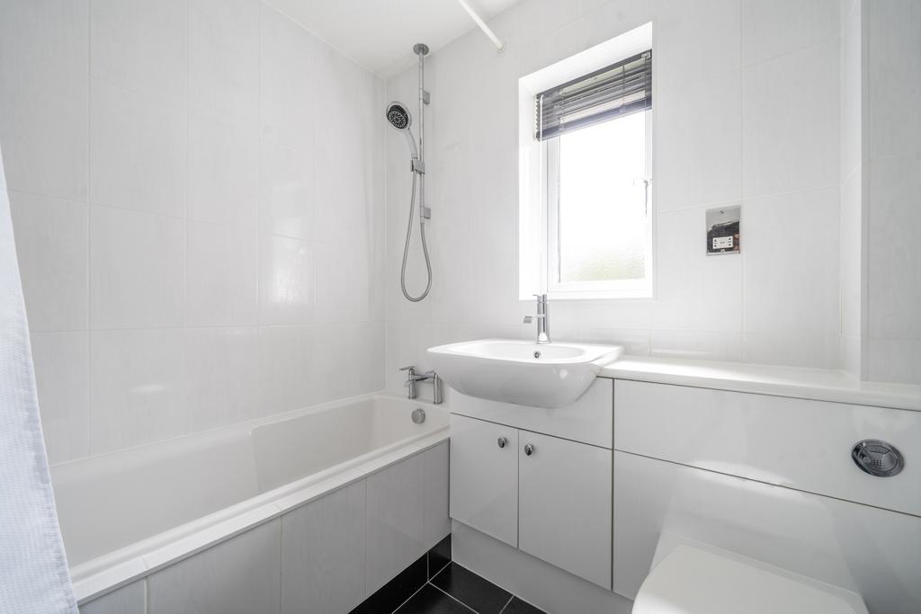 1348785-7-68b82b3ca130e