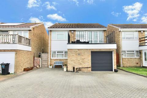 4 bedroom detached house for sale, Eastchurch Road, Margate CT9