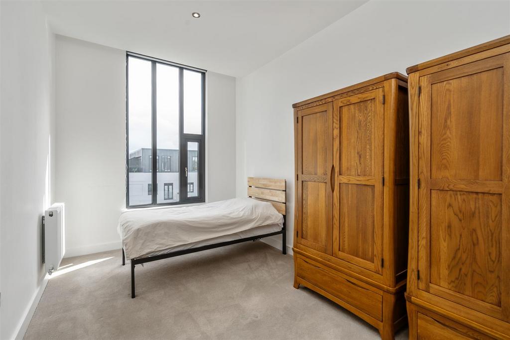 Apt 179 The Broad Oaks 6.jpg