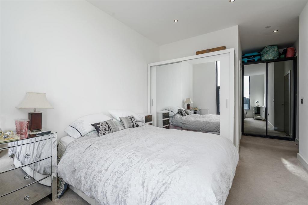 Apt 179 The Broad Oaks 10.jpg