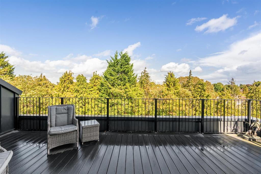 Apt 179 The Broad Oaks 19.jpg