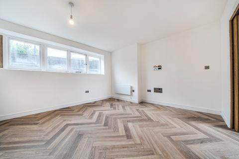 undefined, Mercy Terrace, London, Se13