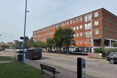 Office to rent, 230 High St Potters Bar EN6 5BL
