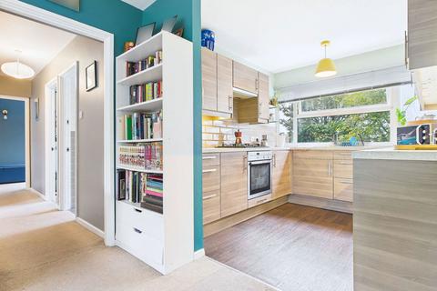 3 bedroom flat for sale, Somerhill Road, Hove, BN3 1RL