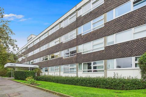 3 bedroom flat for sale, Somerhill Road, Hove, BN3 1RL