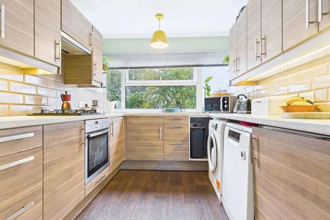 3 bedroom flat for sale, Somerhill Road, Hove, BN3 1RL