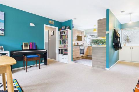 3 bedroom flat for sale, Somerhill Road, Hove, BN3 1RL