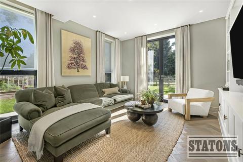 undefined, High Road, Essendon, Hatfield, Hertfordshire, AL9