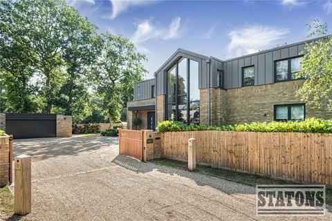 4 bedroom detached house for sale, High Road, Essendon, Hatfield, Hertfordshire, AL9