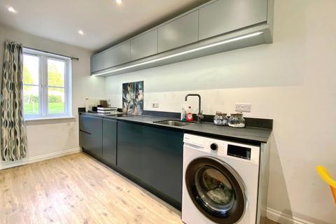4 bedroom semi-detached house for sale, Northfield Square, Witney OX28