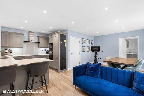 5 bedroom detached house for sale, Anderson Close, Broxbourne EN10