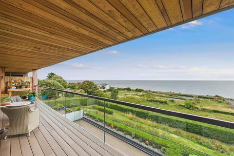 2 bedroom flat for sale, North Foreland Avenue, Broadstairs, CT10