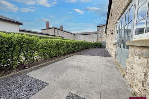2 bedroom ground floor flat for sale, Ffordd Brenig, St Asaph, Denbighshire LL17 0EZ