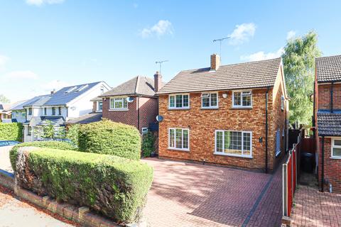 Admirals Walk, St. Albans, Hertfordshire, AL1