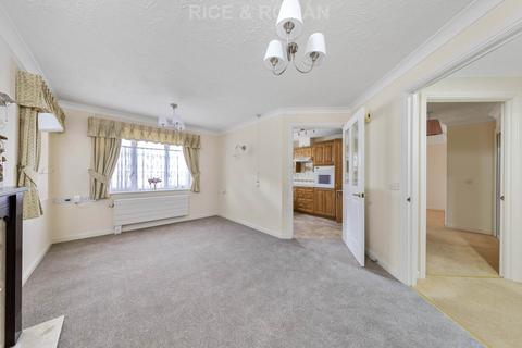 undefined, Pampisford Road, Purley CR8