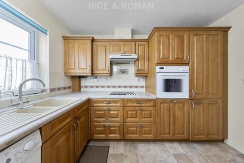 undefined, Pampisford Road, Purley CR8