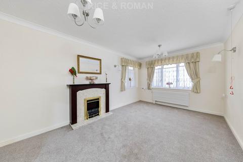 undefined, Pampisford Road, Purley CR8