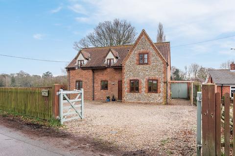 undefined, Inviting Family Home with Gardens and Farmland Views in Aldborough